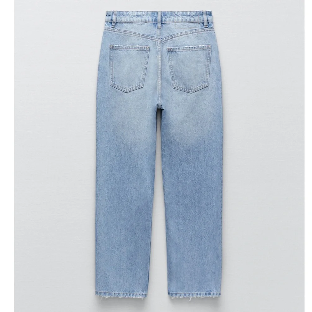 Zara high waisted straight leg jeans - Picture 7 of 12